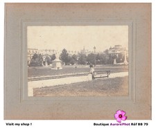 PARIS 1890, FEMME SUR UN BANC, JARDIN DU LUXEMBOURG ?, TIRAGE SUR CARTON-BB79