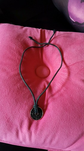 Pendentif sur cordon argent - sur,