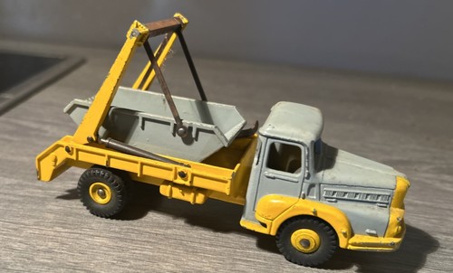 Dinky toys ancien camion - ancien, benne