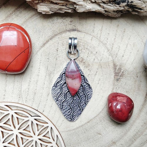 Pendentif bohème chic - , en