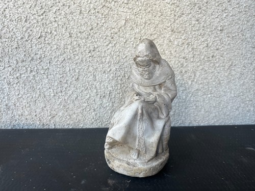 Statuette moine assis - de,