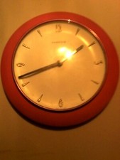 pendule vedette plastique