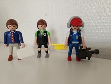 PLAYMOBIL 4717 -Arbitres de football journalistes médecin stade terrain de foot