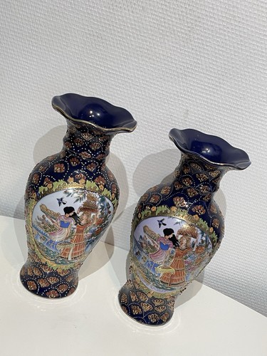 Magnifique paires vases - de,