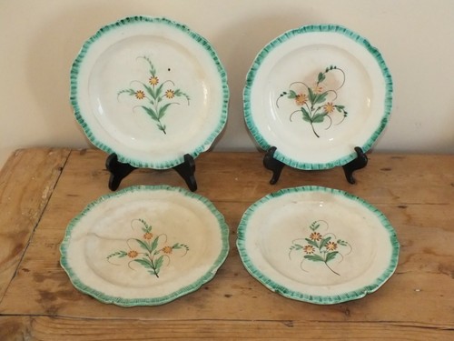 Assiettes anciennes en - 4,