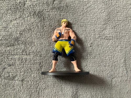 Figurine street fighter luke - street,