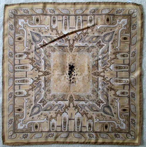 Foulard soie tbeg vintage - -,