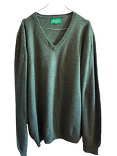 EMERADE STYLE  pull col v vert  taille XXL en laine d'agneau