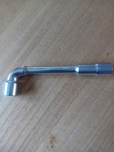 Clé pipe 6x12 - pipe,