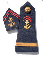 013668 1 épaulette adjudant