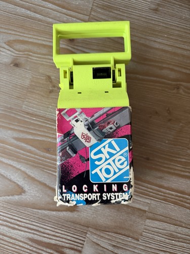 Vintage new old stock - ski, tote