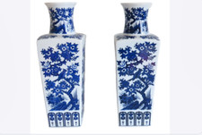 VASE CHINOIS DECOR OISEAUX ET FLEURS BLANC ET BLEU ASIATIQUE LA PAIRE