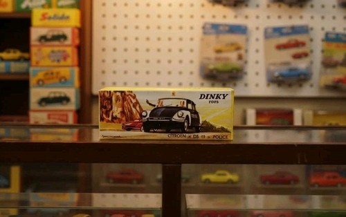 Premium boîte dinky - 🔴, –