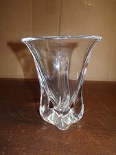 VASE TULIPIER CRISTAL SIGNÉ ART VANNES FRANCE HAUTEUR 22CM