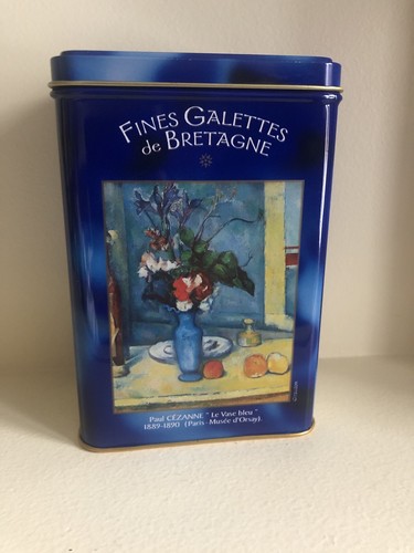Ancienne boîte métal