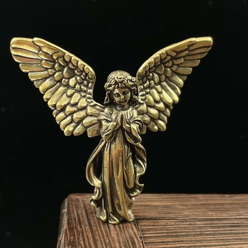 Sculpture petit ange - de,