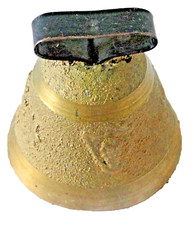 Ancienne cloche en bronze