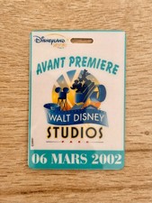 RARE Avant-Première 6 mars 2002 Walt Disney Studios Disneyland Paris Pass Badge