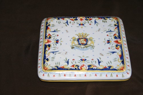 Dessous plat ancien - , en