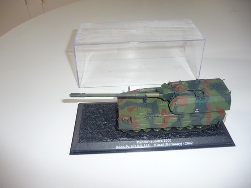 Panzerhaubitze 2000 miniature