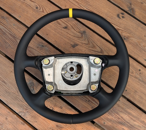 Volant cuir neuf - volant,