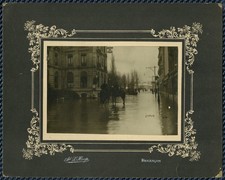 BESANÇON - Les inondations de
