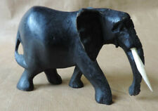 Statuette Elephant en bois Africain Inde Trompe défense collection deco loft