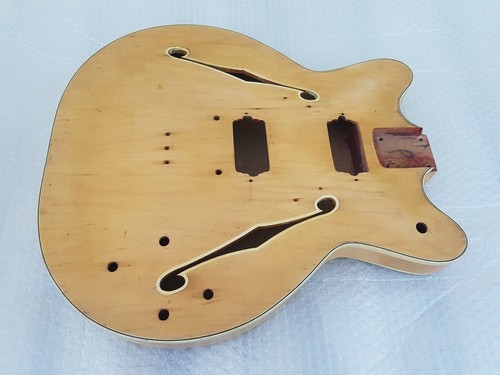 1967 fender coronado bass body - bass,