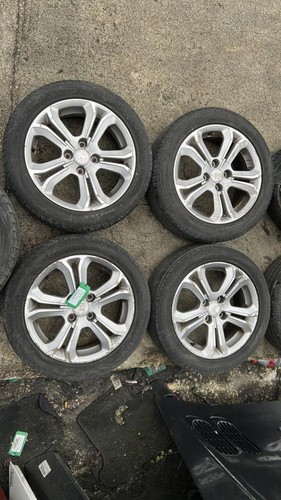Jeu jantes peugeot - 4,