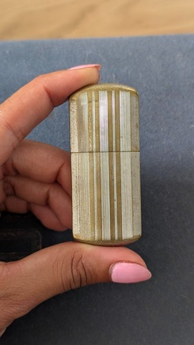 Ancien briquet essence - ancien, à
