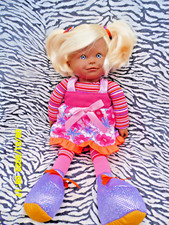 J/  POUPEE NOIRE  COROLLE LES