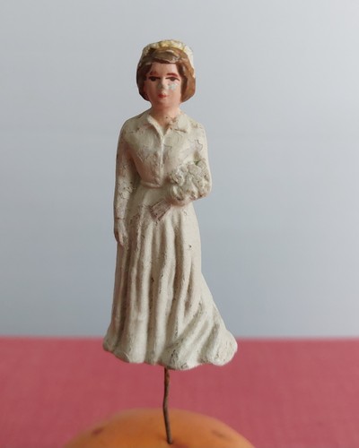 Figurine platre fille - figurine,