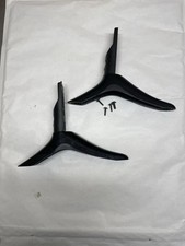 Pieds TV  type V – pour Vestel, Haier, Toshiba – Entraxe de fixation 5 cm