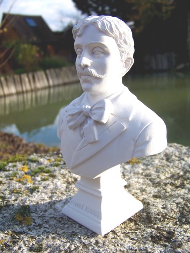 Re0252 figurine statuette - ,
