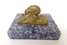 Petite sculpture presse-papier