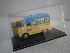 FOURGON MINIATURE BEDFORD ANGLIA ICE CREAM VAN LYONS MAID - OXFORD 1/43