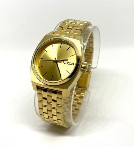 Nixon watch the medium - nixon,