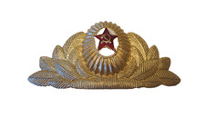 Insigne de casquette soviétique.