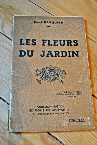 Les fleurs jardin petit - du,