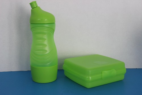 Tupperware square sandwich - tupperware,