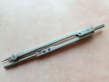 Compas pour porte carte du soldat allemand ww2