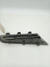 Grille de calandre gauche