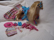Lot cheval BARBIE WESTERN FUN