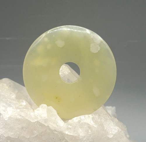 Serpentin chine jade donut - serpentin,