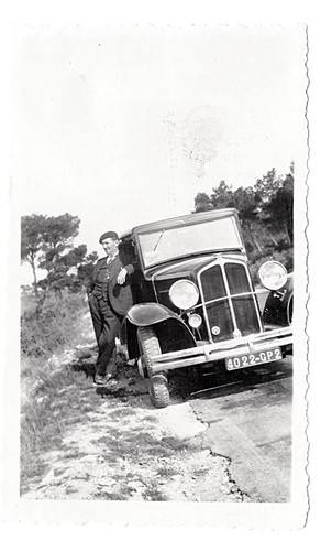 C214 renault monaquatre - c214, homme