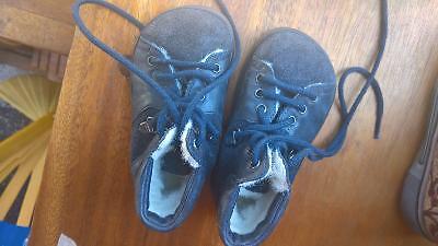 Chaussure basket pom api - chaussure, d'api