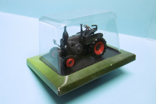 Hachette tracteur lanz - -,