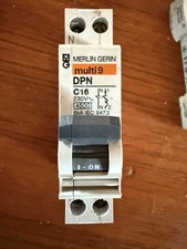 MERLIN GERIN Disjoncteur multi9 DPN N  c16
