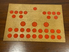 Plateau Numismatique en Bois et Feutrine pour 34 Monnaies ou Médailles(10-41/15)