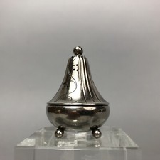 Georg JENSEN Orfèvrerie Petite SAUPOUDREUSE salière ou poivrière en ARGENT